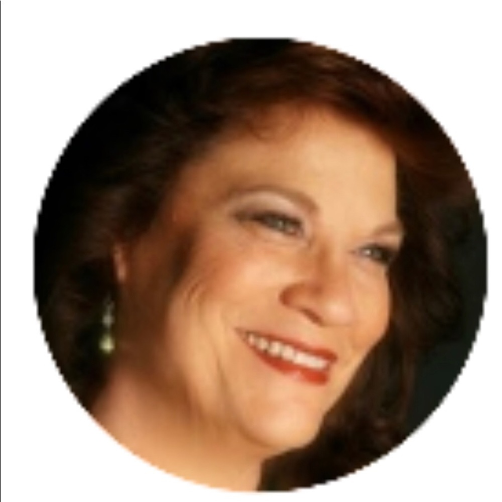 Meet your Posher, Brandi